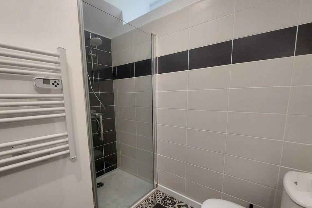 Villa Jean Julien - Les Cascades - Appartement T3 - 2 Chambres - 6 Personnes Le Mont-Dore Εξωτερικό φωτογραφία